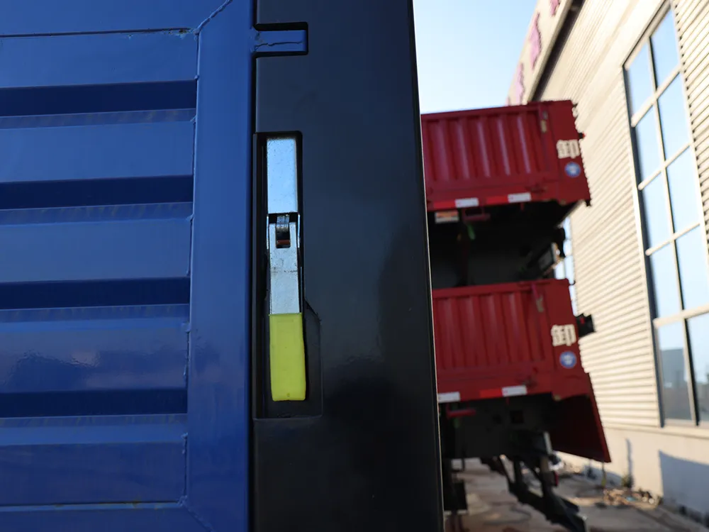 3 Axle blue detachable stake post stake type semi trailer 5