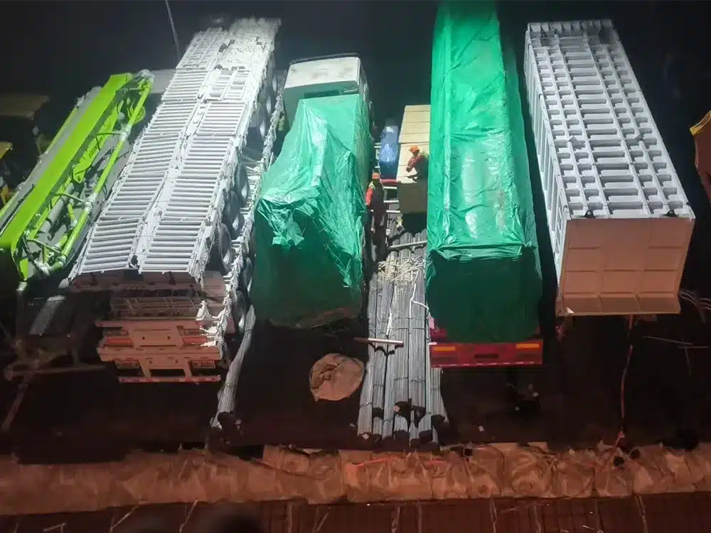 Envío de semirremolques mixtos a Ghana