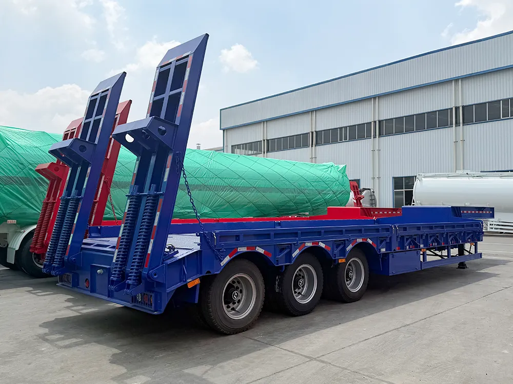 3 Axle Blue Lowbed 3