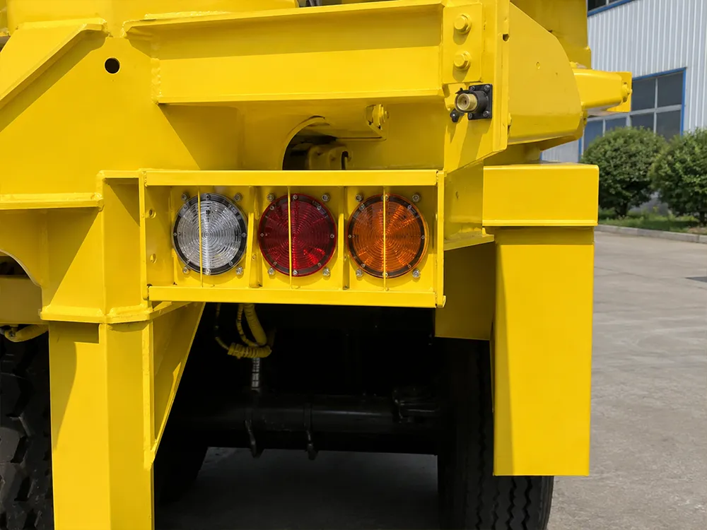 Semi-remorque benne basculante latérale jaune à 3 essieux 5